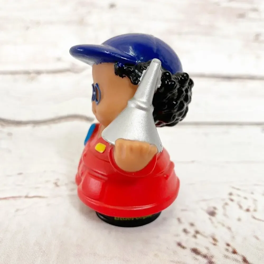 FISHER-PRICE LITTLE PEOPLE Auto Mechanic Red Jumpsuit Funnel Towel Figure